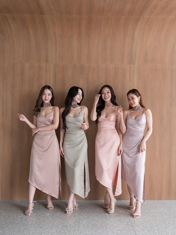 ชุดไปงานแต่งงาน