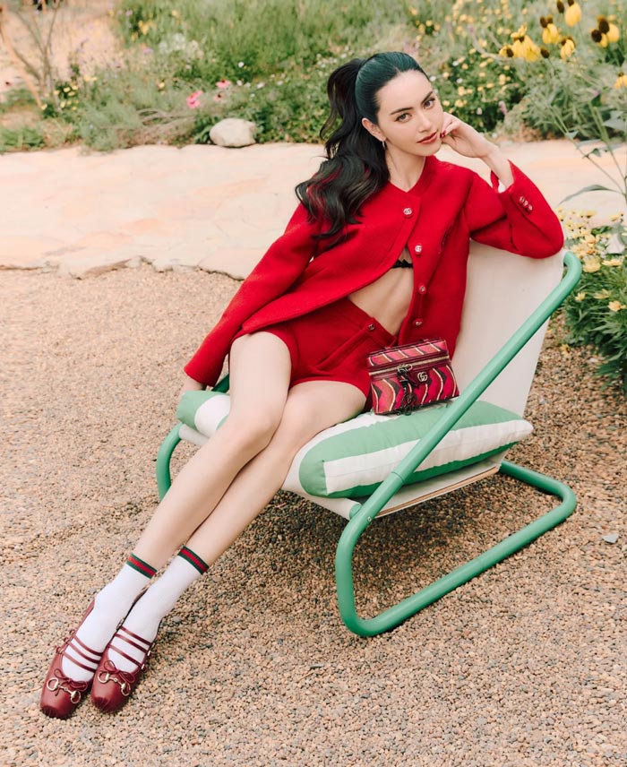 ใหม่ ดาวิกา