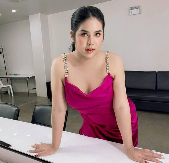 นารา เครปกะเทย