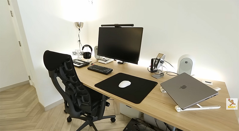 บ้าน AA วง BUS