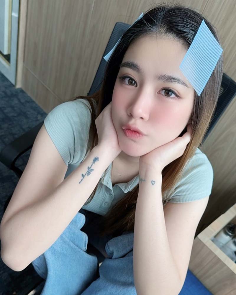 ฟีมเฟีย กชกร