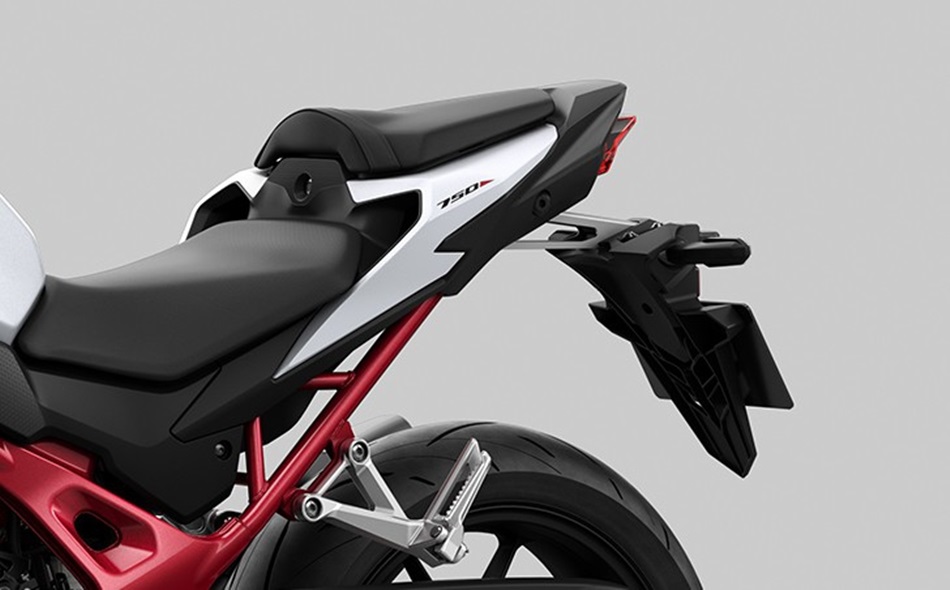 Honda CB750 Hornet 2023