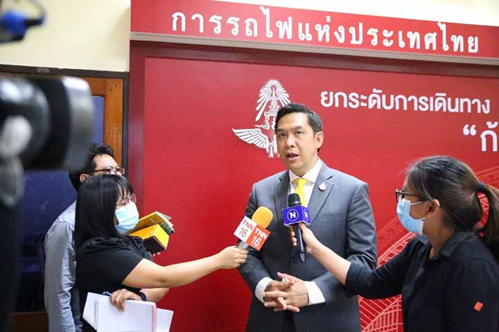 นายนิรุฒ มณีพันธ์