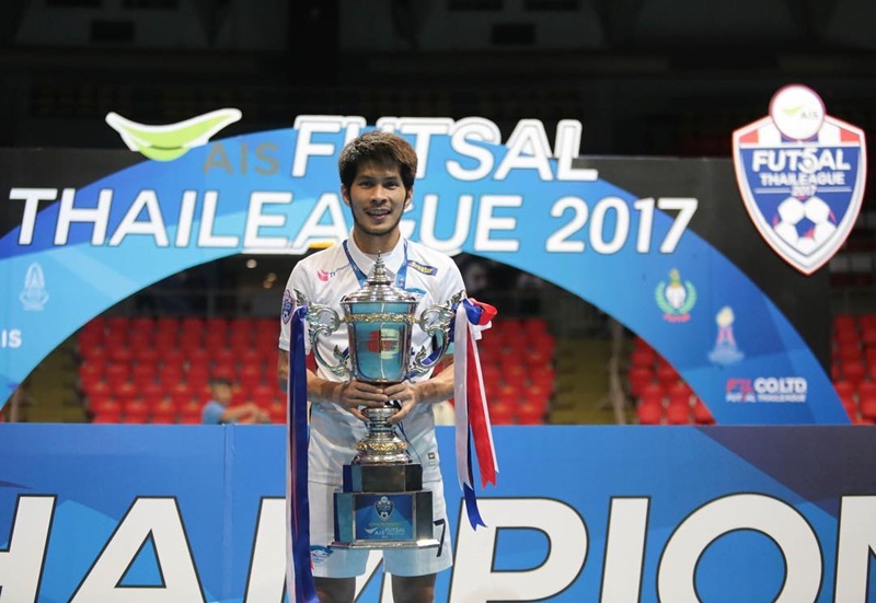 กัปตันช้าง กฤษดา