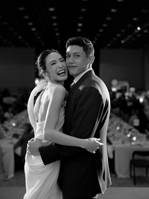 ภาพมายด์ ลภัสลัล  พาย สุนิษฐ์  ในงานหมั้น