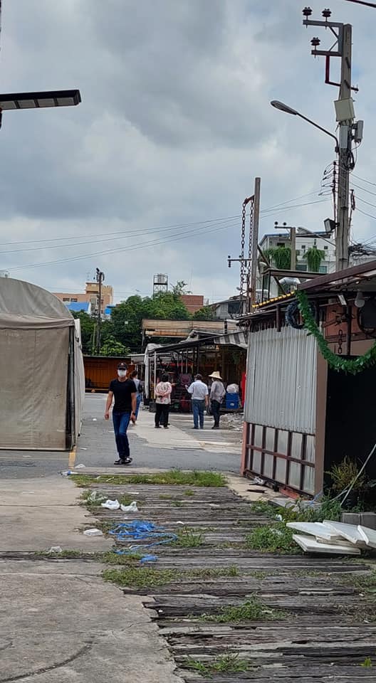 ตลาดนัดรถไฟรัชดา
