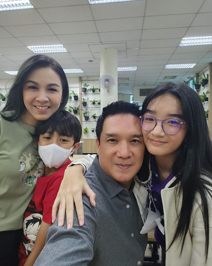 กบ สุวนันท์ 