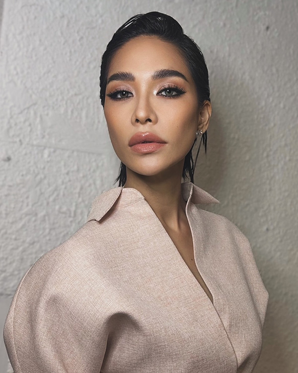 พลอย เฌอมาลย์