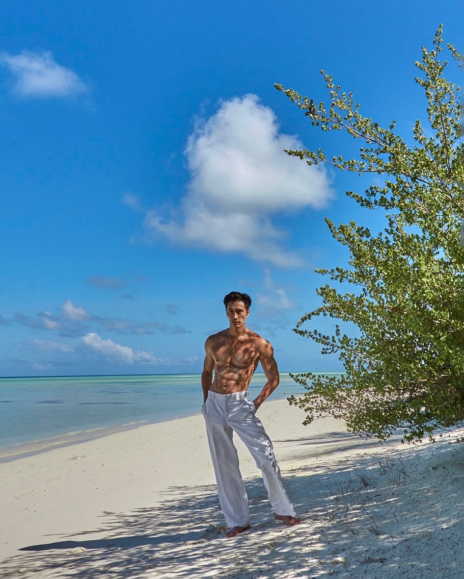 ฉวนโต ทาน นายแบบคนดัง วัย 59 ปี