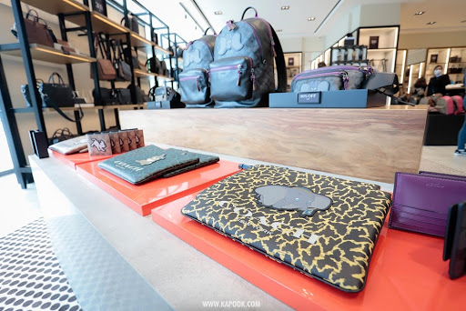 Siam Premium Outlets Bangkok มีแบรนด์อะไรบ้าง