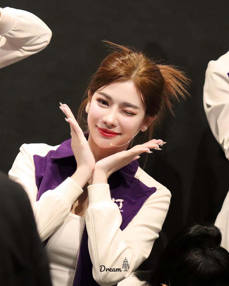 ไผ่หลิว กมลวลัย