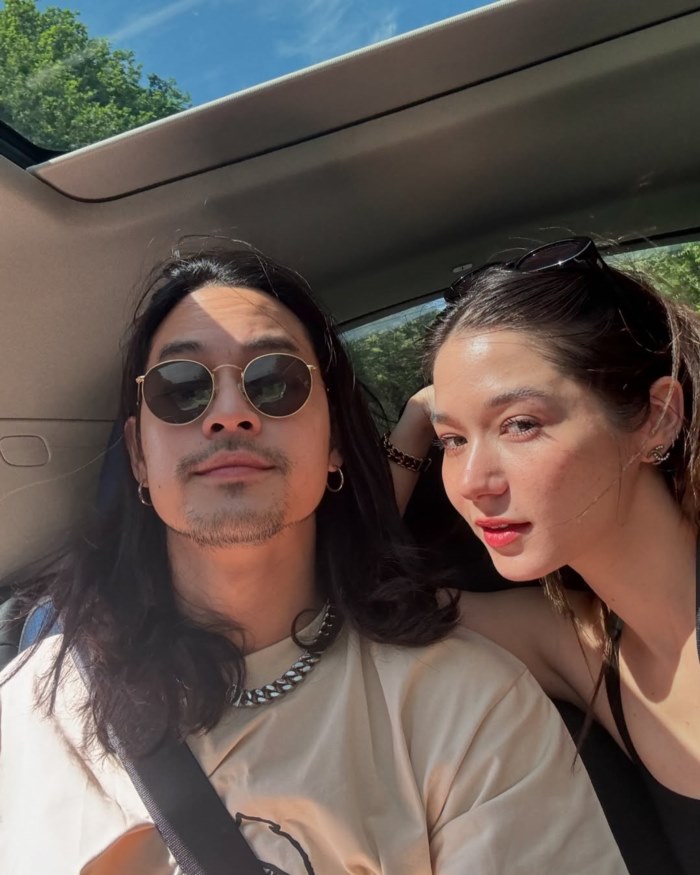 วี วิโอเลต, เก้า จิรายุ