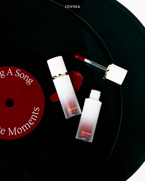 เครื่องสำอางแบรนด์ไทย