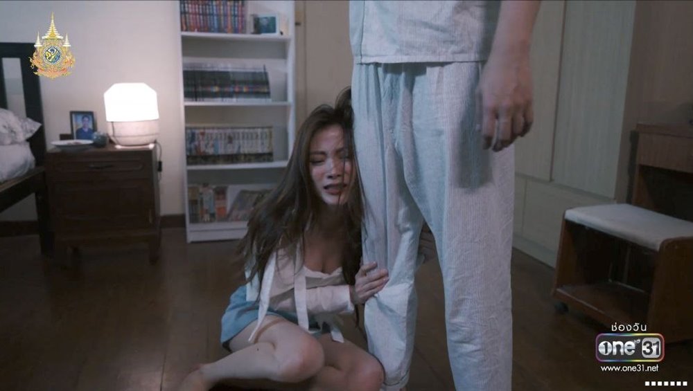 ทองประกายแสด