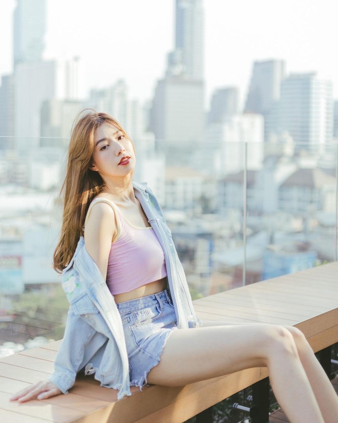 มีน สรัลธร