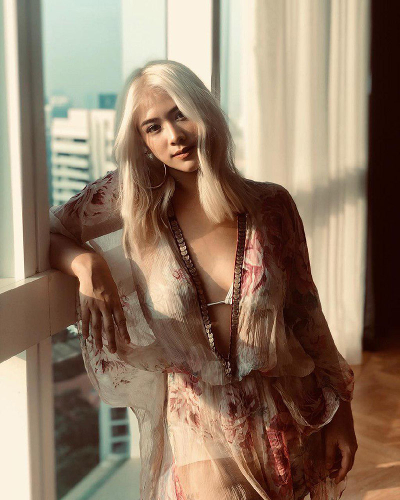 เพ็บ นัยน์ชนก