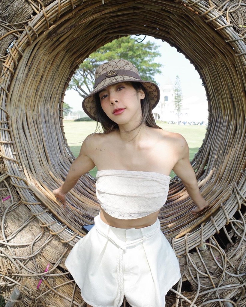 เบเบ้ ธันย์ชนก