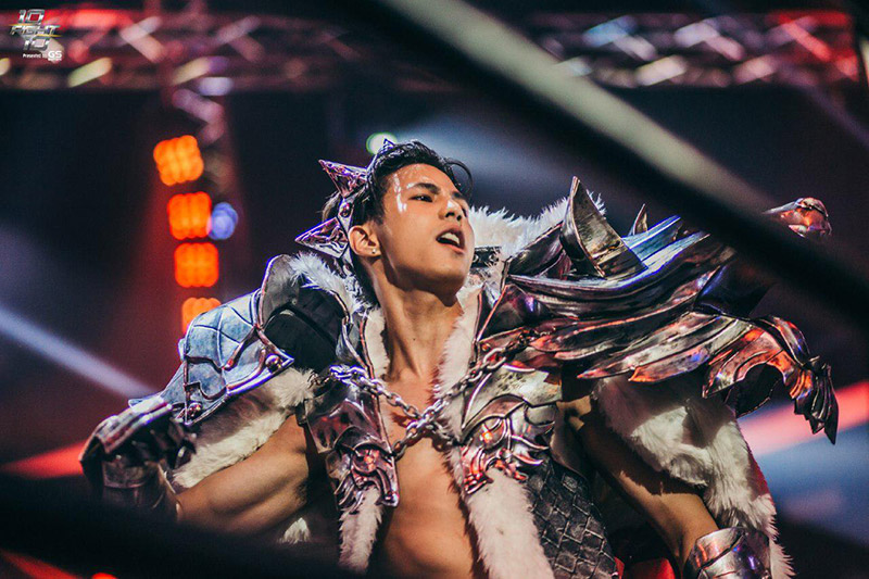 แบงค์ ธิติ