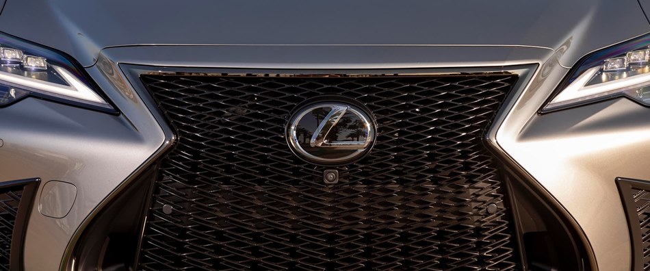 Lexus LS 2022
