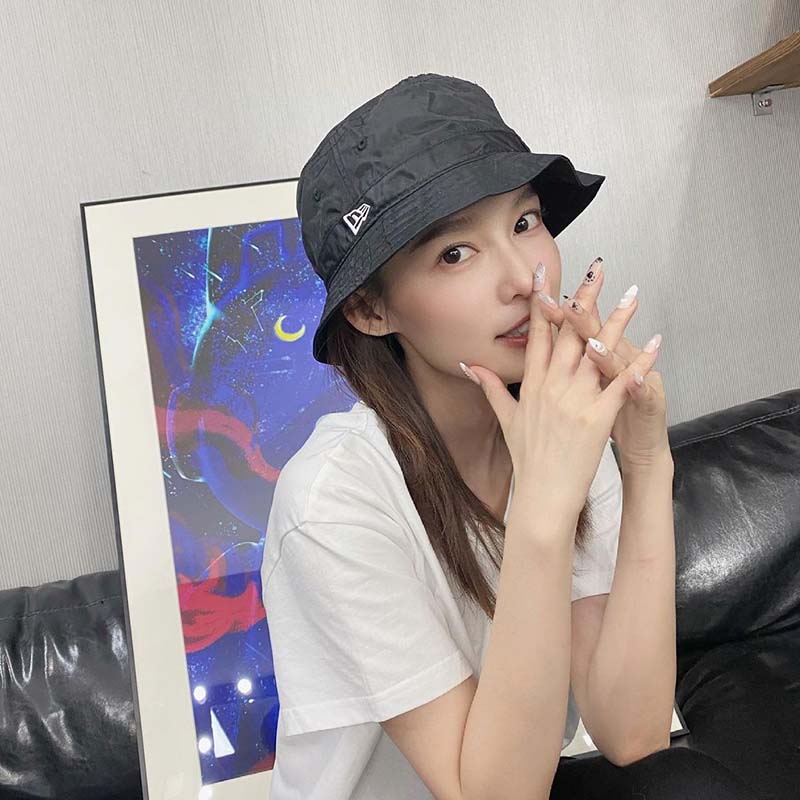 หลี่ชิน Liqin ดาราจีน