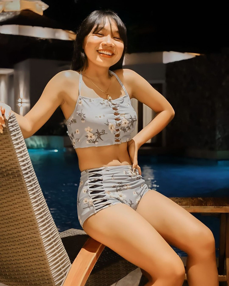 ลิลลี่ ได้หมดถ้าสดชื่น ดาราชุดว่ายน้ำ