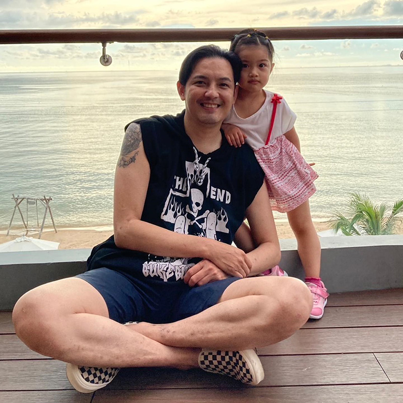 หนุ่ม ศรราม