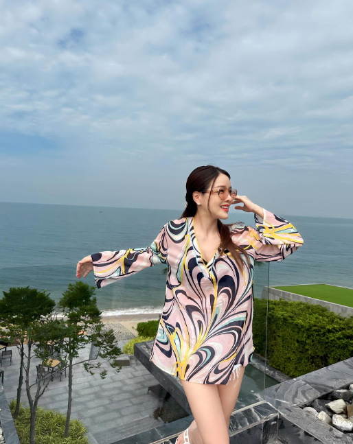 แอร์ ภัณฑิลา ชุดไปทะเลผู้หญิง