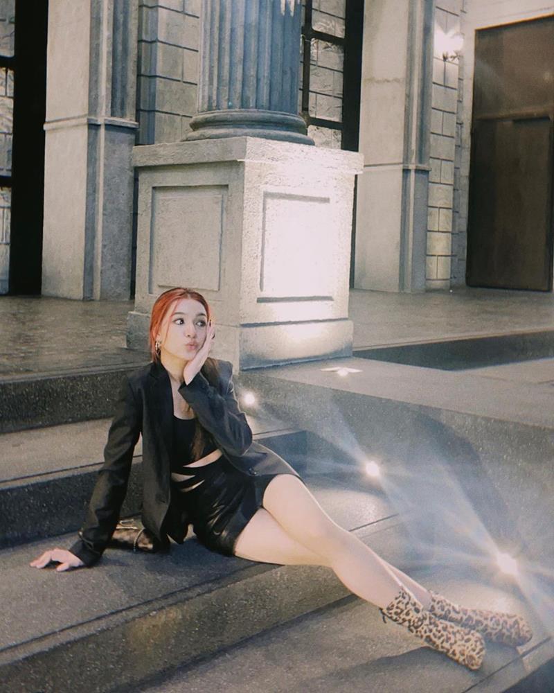 วีวี่ เวอร์โรนิก้า 