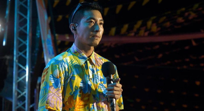 หมอของขวัญ แฉแรง จ้าง โตโน่ แพท นักร้องย้ำไม่ยืนติด ไม่งั้นคิดค่าตัวอีกเรต