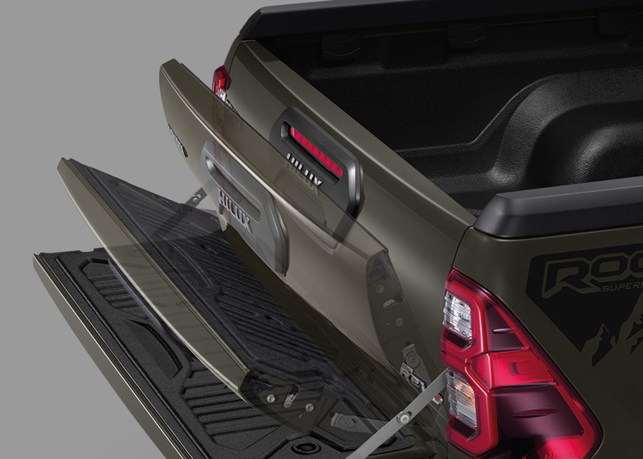 Toyota Hilux Revo Rocco 2022