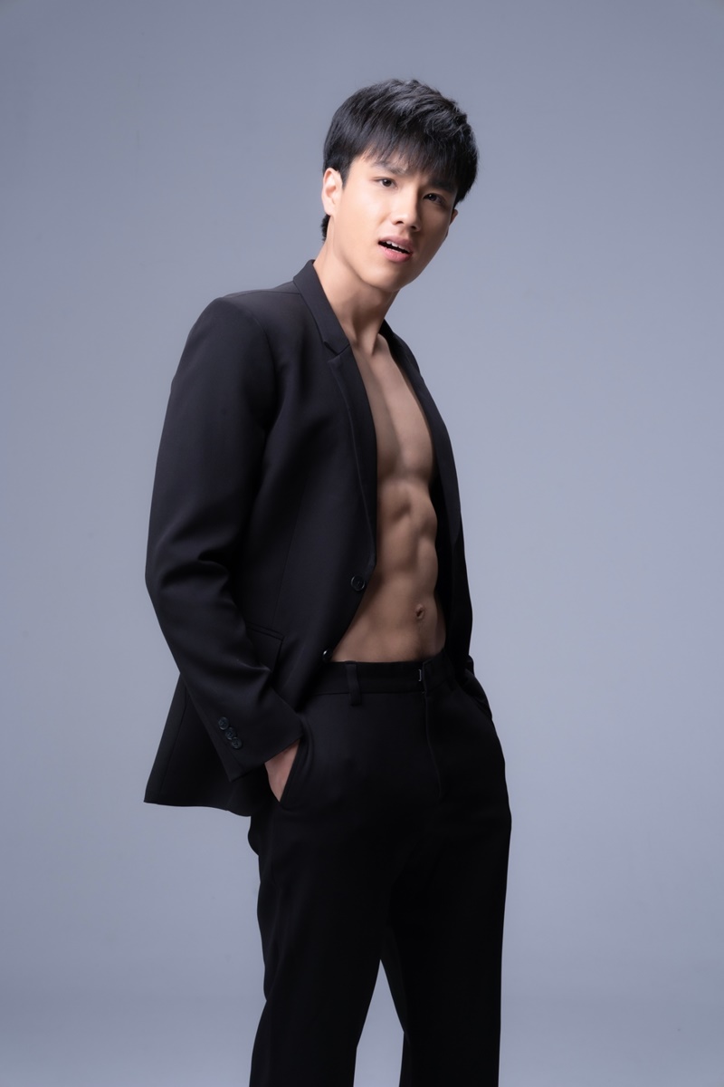 เพราะเธอคือรักแรก A Love So Beautiful