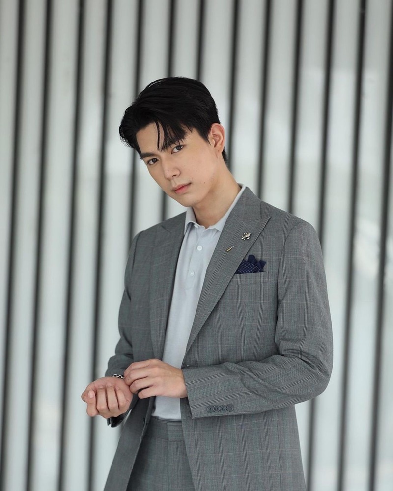 ไบร์ท นรภัทร