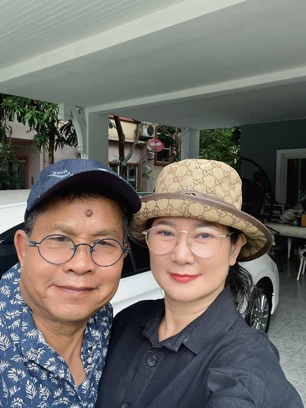 เด๋อ ดอกสะเดา ปู กนกวรรณ