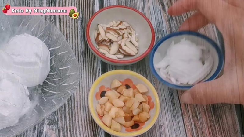 ไอศกรีมกะทิสด