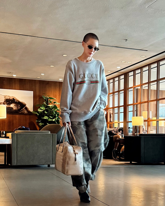 แฟชั่น เจนี่ หลังสึก