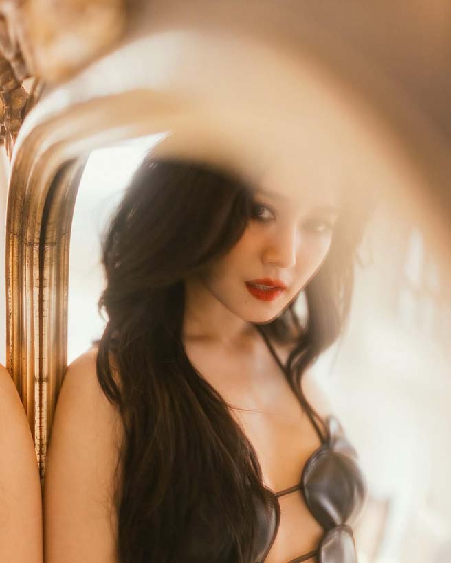 โม อมีนา