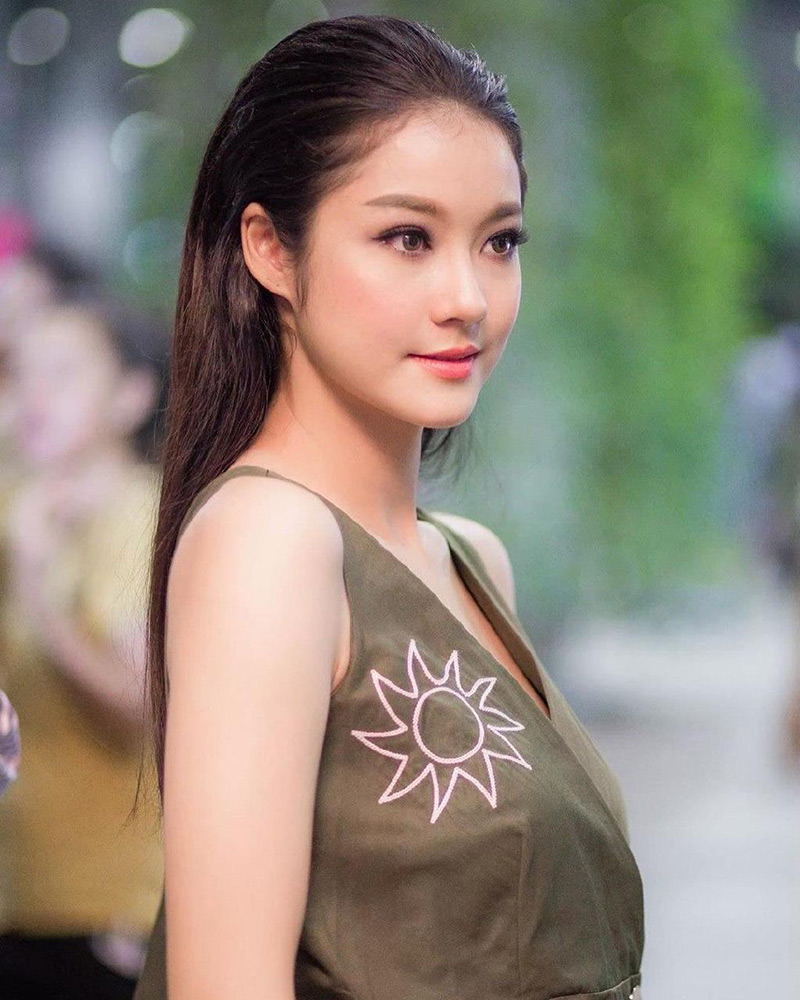 น้ำตาล ทิพนารี