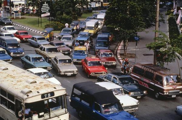 ถนนกรุงเทพ