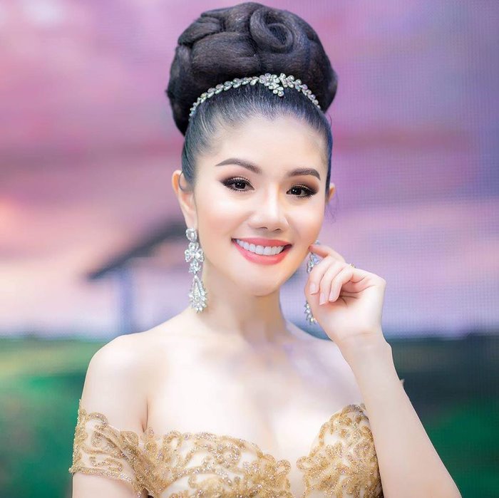 แพรวพราว แสงทอง