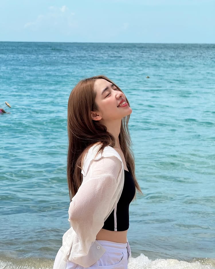 เจน กุลจิราณัฐ อดีตสมาชิก BNK48 รุ่นที่ 1 เปิดโหมดเซ็กซี่