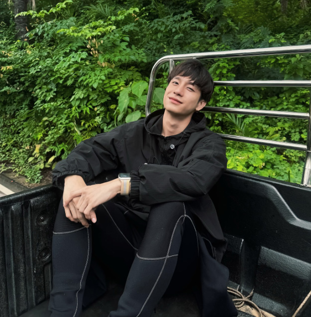 พร้อม ราชภัทร