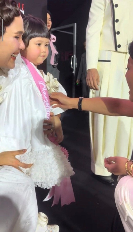 เปิดโมเมนต์น่ารัก เจ้าฟ้าสิริวัณณวรีฯ ตรัสกับ น้องแอบิเกล