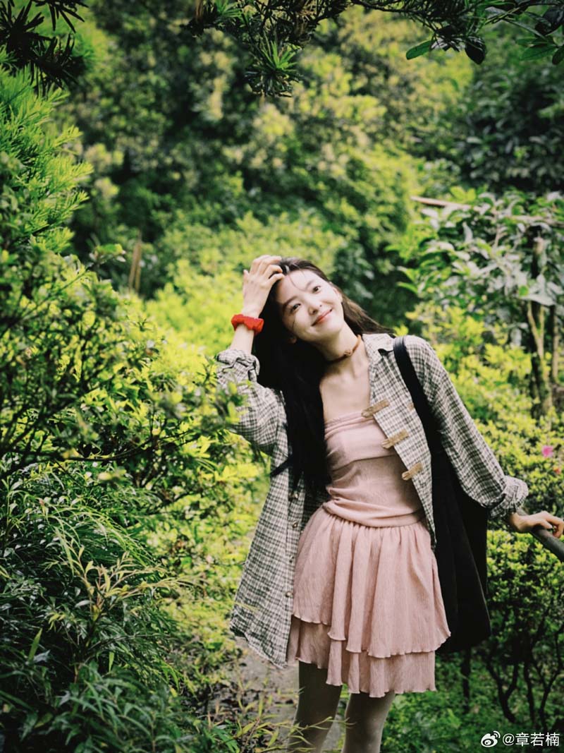 จางรั่วหนาน Zhang Ruo Nan