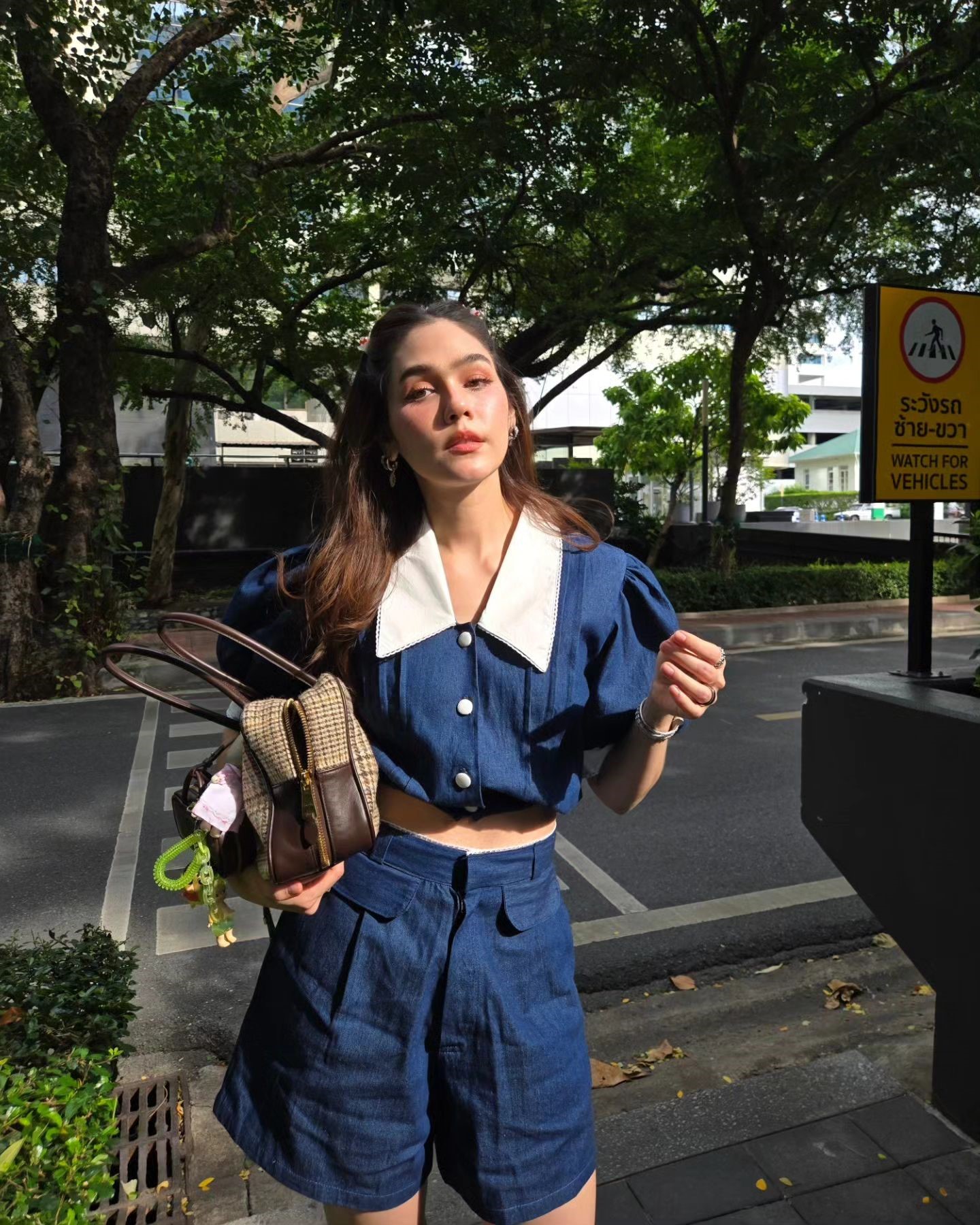 ชมพู่ อารยา