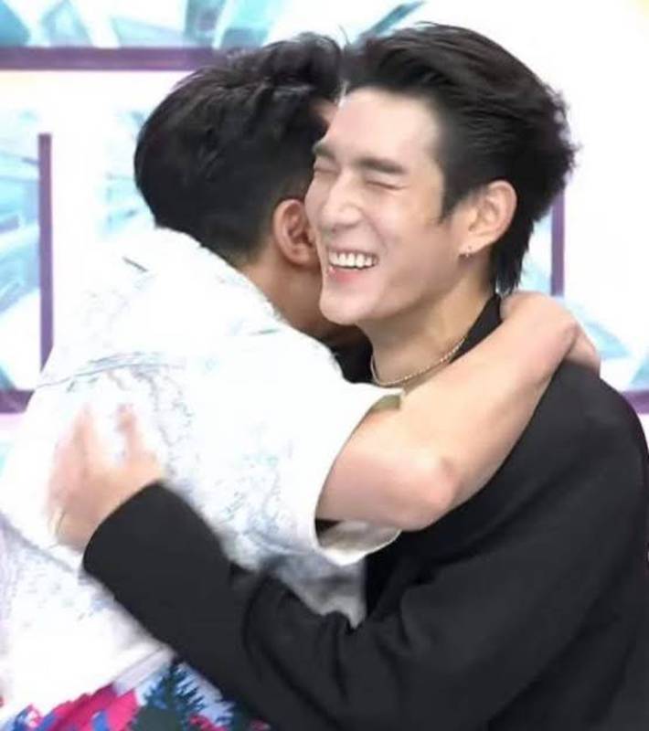 เจเจ มดดำ