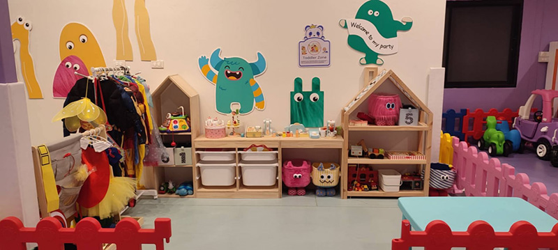 Happy Monster Kid Cafe คาเฟ่เด็ก