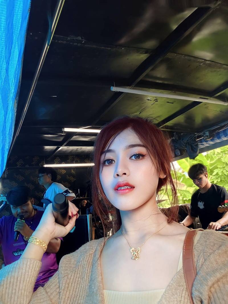 แอน พรประถม