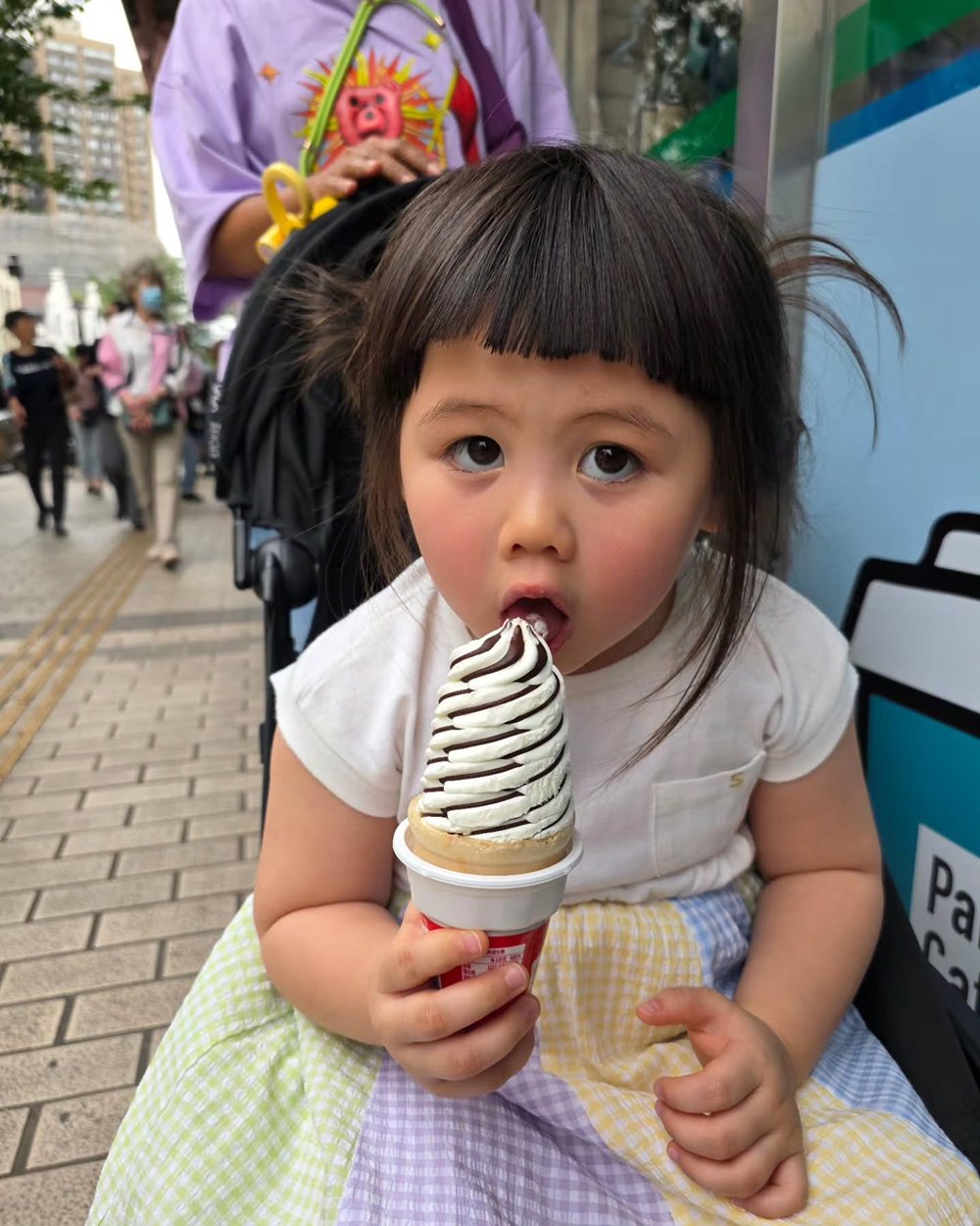 น็อต วิศรุต เสิร์ฟหวาน ชมพู่ อารยา กลางเซี่ยงไฮ้