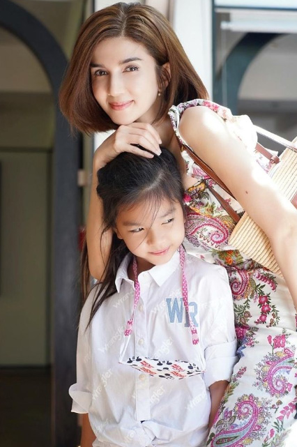 ลูกดารา