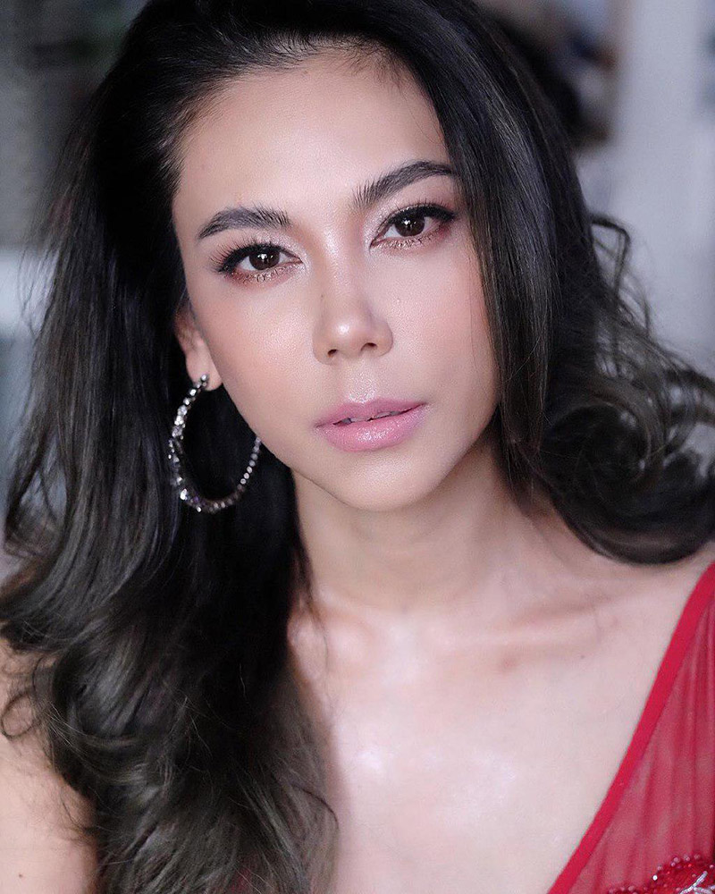 ราคาช่างแต่งหน้าดารา